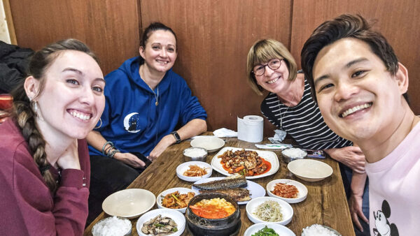 Unforgettable day in Seoul ! (Food tour + bike) - Image 3